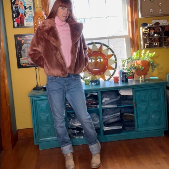 Dusty Rose Faux Fur Jacket - Picture 14 of 15